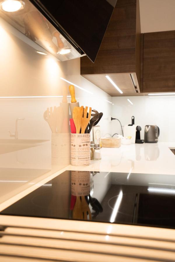 Black Field Apartment Μπρνο Εξωτερικό φωτογραφία